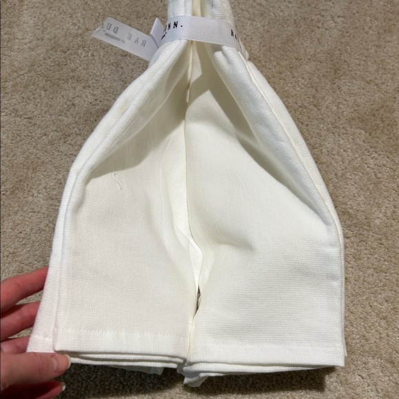 Rae Dunn x Disney Aristocats Marie Kitchen Towel Set - Picture 7 of 15